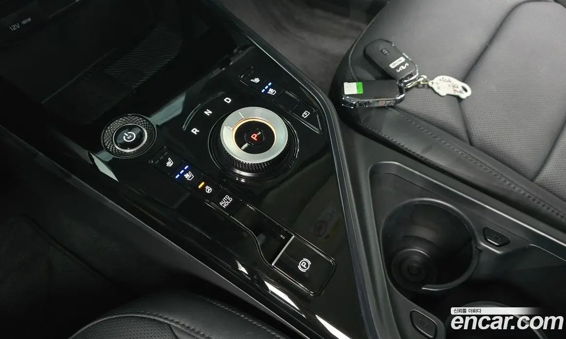 Kia Niro 2023 0.2 автомат (гидро), фото 11