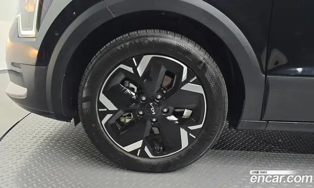 Kia Niro 2023 0.2 автомат (гидро), миниатюра 4