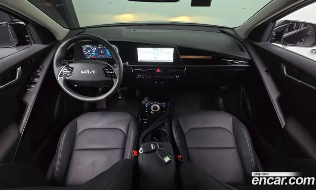 Kia Niro 2023 0.2 автомат (гидро), миниатюра 9