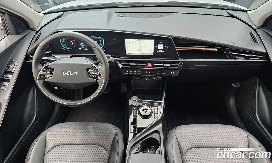 Kia Niro 2026 1.6 автомат (гидро), фото 9 Kia Niro 2026 1.6 автомат (гидро), фото 9