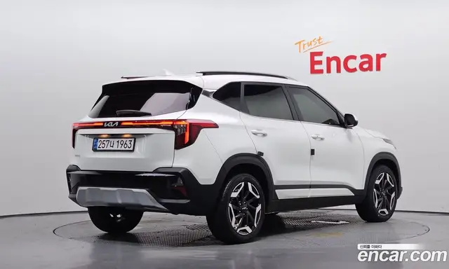 Kia Seltos 2024 1.6 автомат (гидро), миниатюра 2