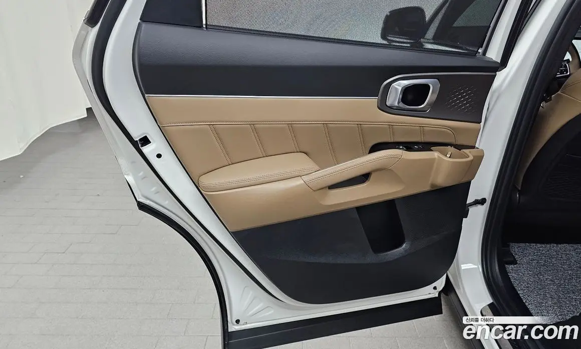 Kia Sorento 2024 1.6 автомат (гидро), фото 15 Kia Sorento 2024 1.6 автомат (гидро), фото 15