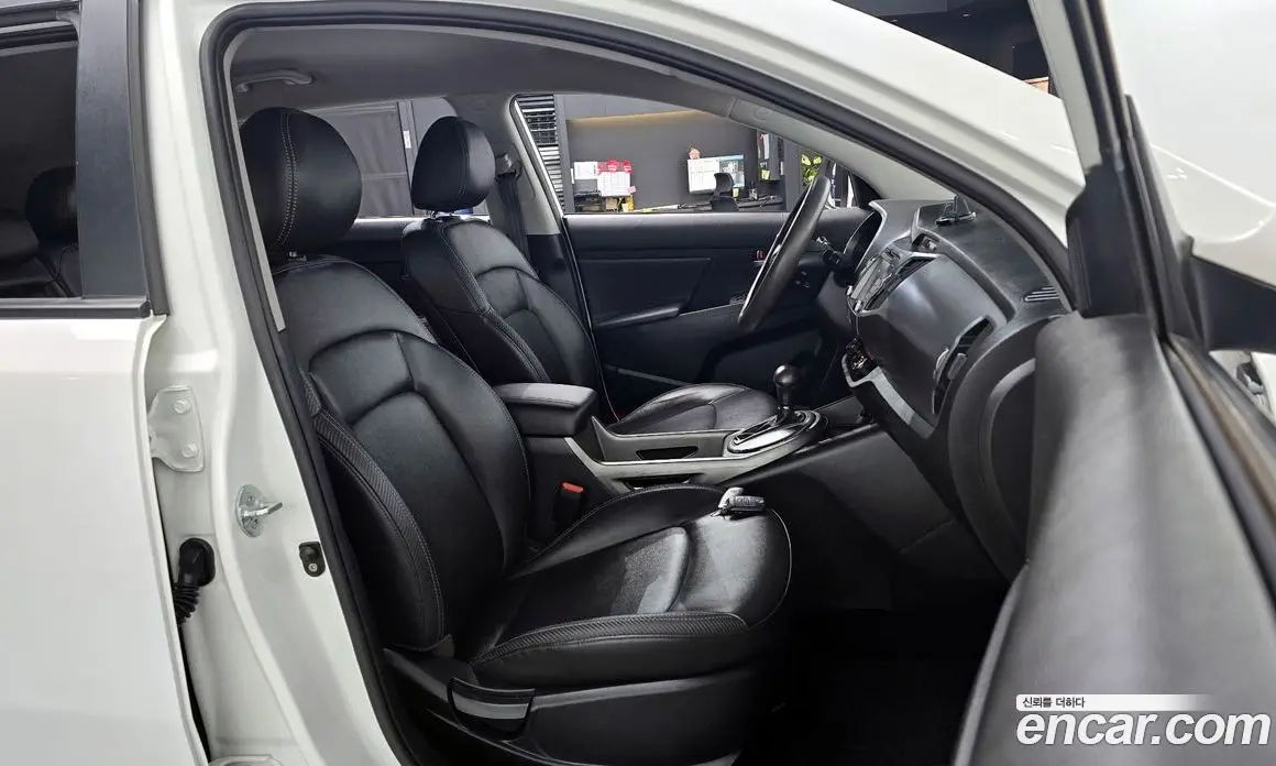 Kia Sportage 2013 2.0 автомат (гидро), фото 15 Kia Sportage 2013 2.0 автомат (гидро), фото 15