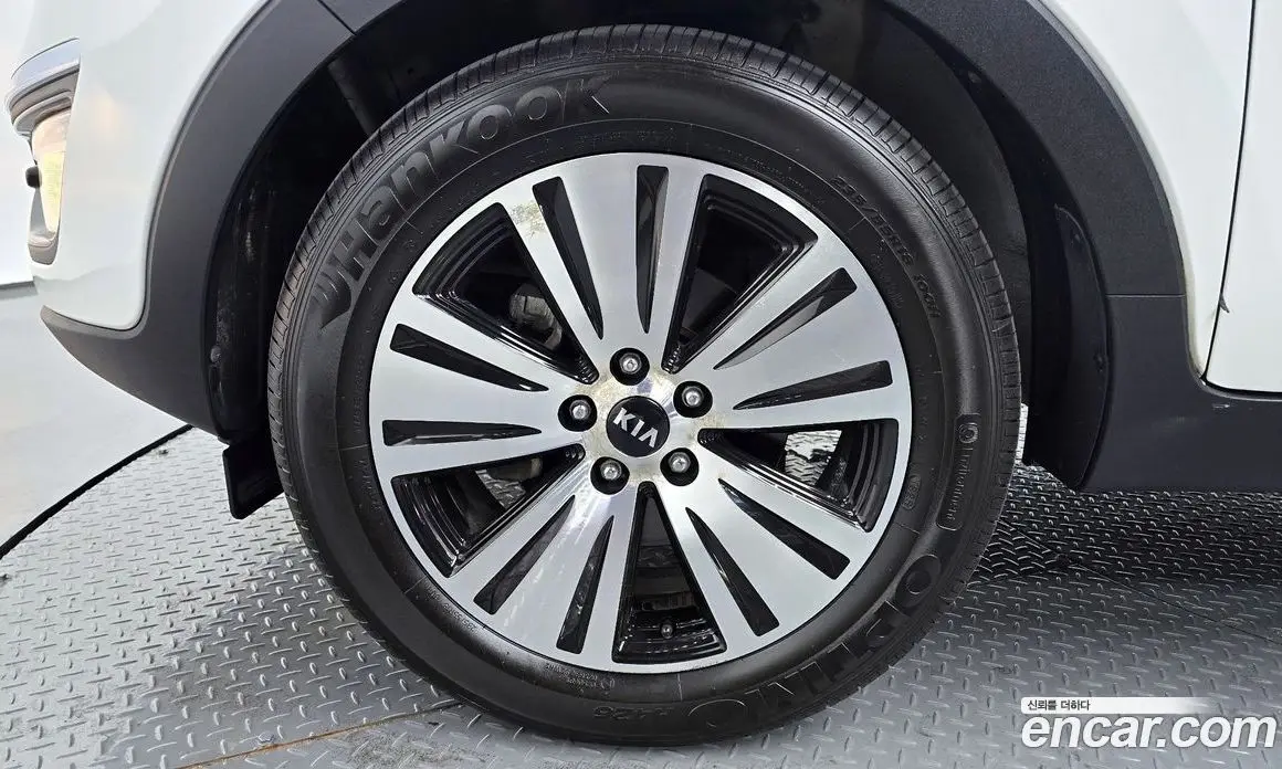 Kia Sportage 2013 2.0 автомат (гидро), фото 4 Kia Sportage 2013 2.0 автомат (гидро), фото 4