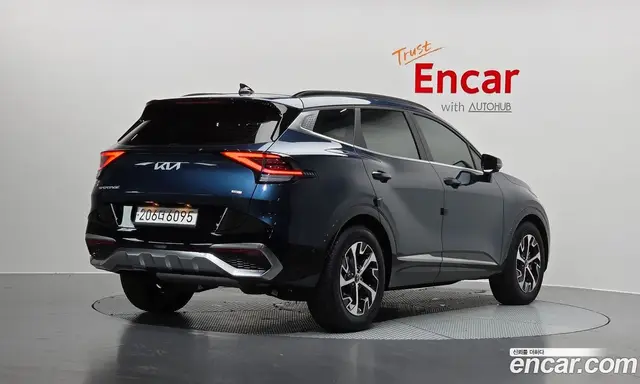 Kia Sportage, 2023, 11 674 км