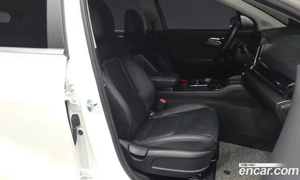 Kia Sportage 2023 1.6 автомат (гидро), фото 16 Kia Sportage 2023 1.6 автомат (гидро), фото 16