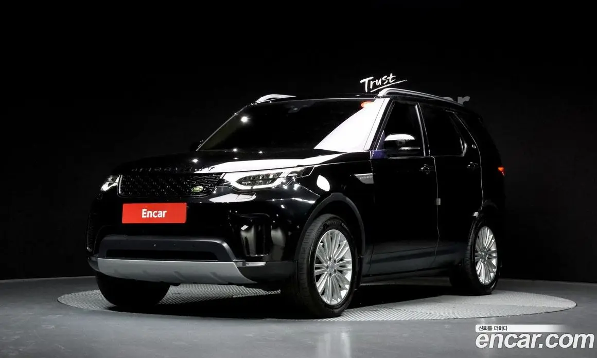 Land Rover Discovery 2018 3.0 автомат (гидро), фото 1 Land Rover Discovery 2018 3.0 автомат (гидро), фото 1
