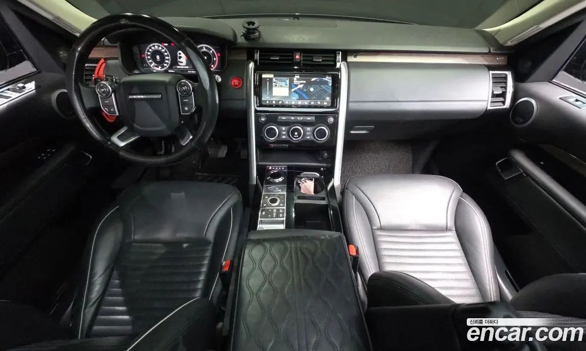 Land Rover Discovery 2018 3.0 автомат (гидро), фото 10 Land Rover Discovery 2018 3.0 автомат (гидро), фото 10