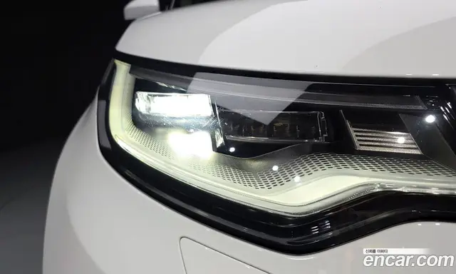 Land Rover Discovery 2021 3.0 автомат (гидро), миниатюра 8 Land Rover Discovery 2021 3.0 автомат (гидро), миниатюра 8