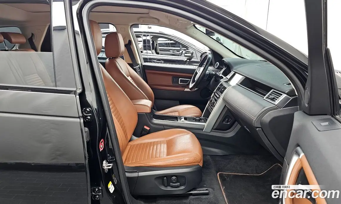 Land Rover Discovery Sport 2017 2.0 автомат (гидро), фото 17 Land Rover Discovery Sport 2017 2.0 автомат (гидро), фото 17