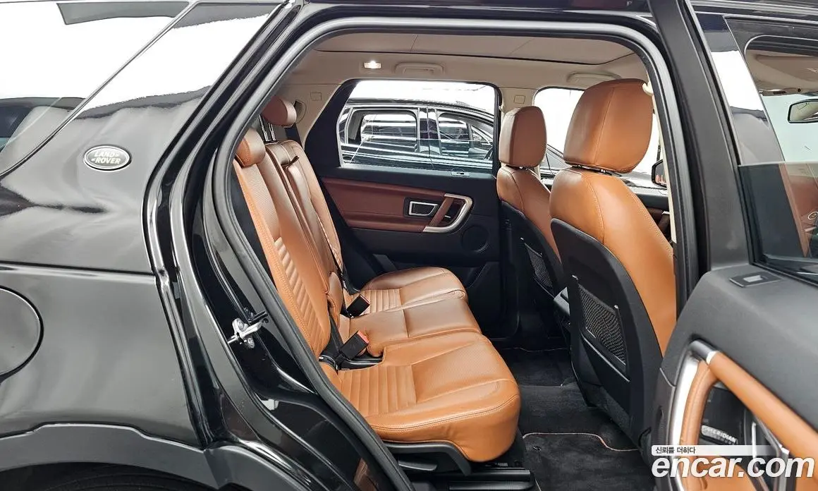 Land Rover Discovery Sport 2017 2.0 автомат (гидро), фото 18 Land Rover Discovery Sport 2017 2.0 автомат (гидро), фото 18