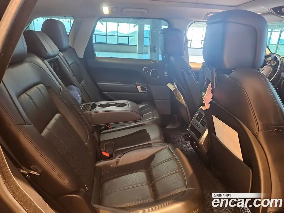 Land Rover Range Rover Sport 2018 3.0 автомат (гидро), фото 14 Land Rover Range Rover Sport 2018 3.0 автомат (гидро), фото 14