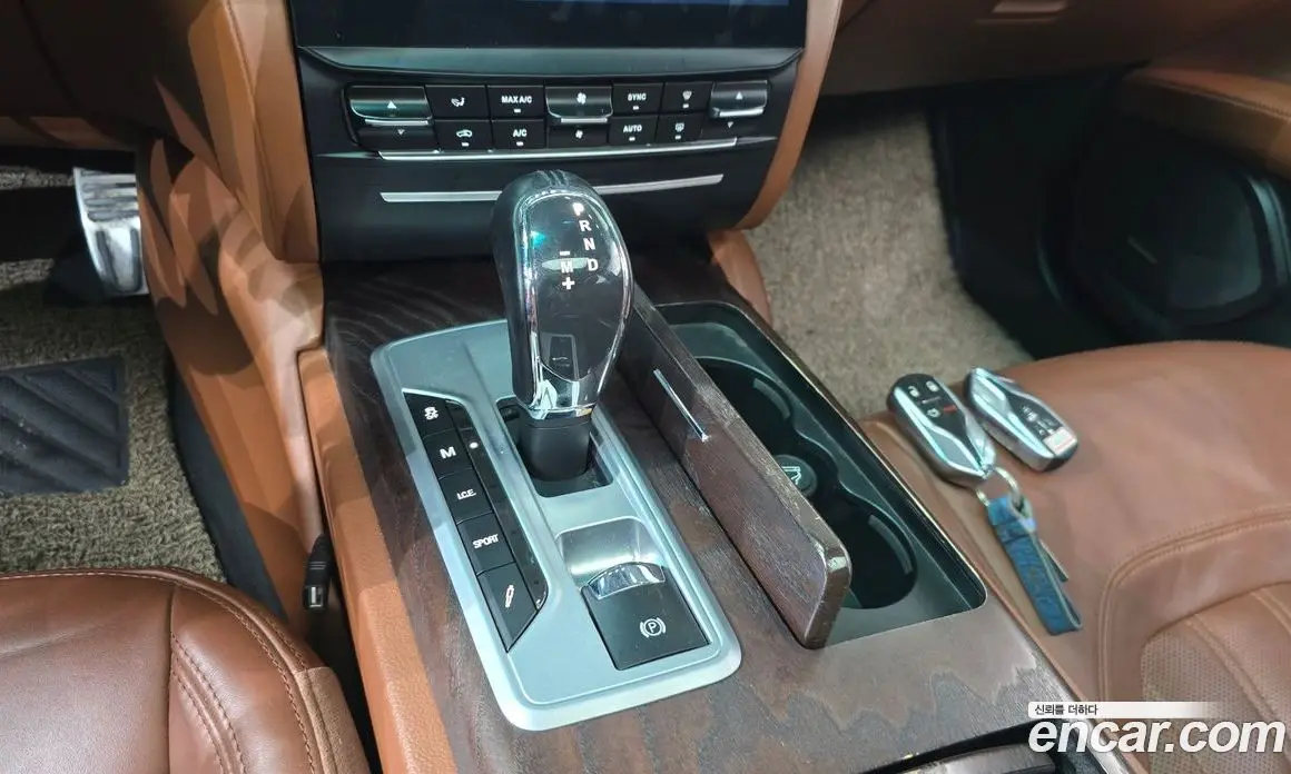 Maserati Quattroporte 2015 3.0 автомат (гидро), фото 12