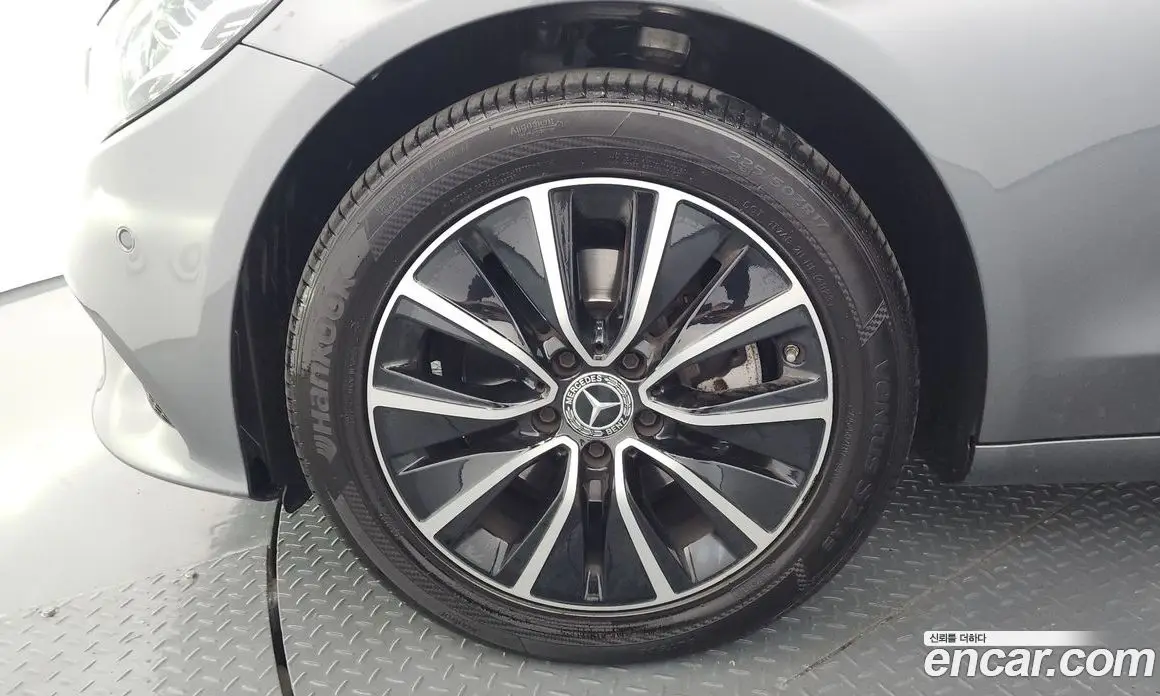 Mercedes-Benz C-Class 2019 2.0 автомат (гидро), фото 5 Mercedes-Benz C-Class 2019 2.0 автомат (гидро), фото 5
