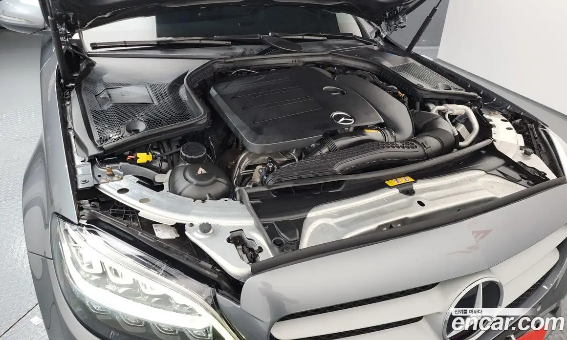 Mercedes-Benz C-Class 2019 2.0 автомат (гидро), фото 6 Mercedes-Benz C-Class 2019 2.0 автомат (гидро), фото 6