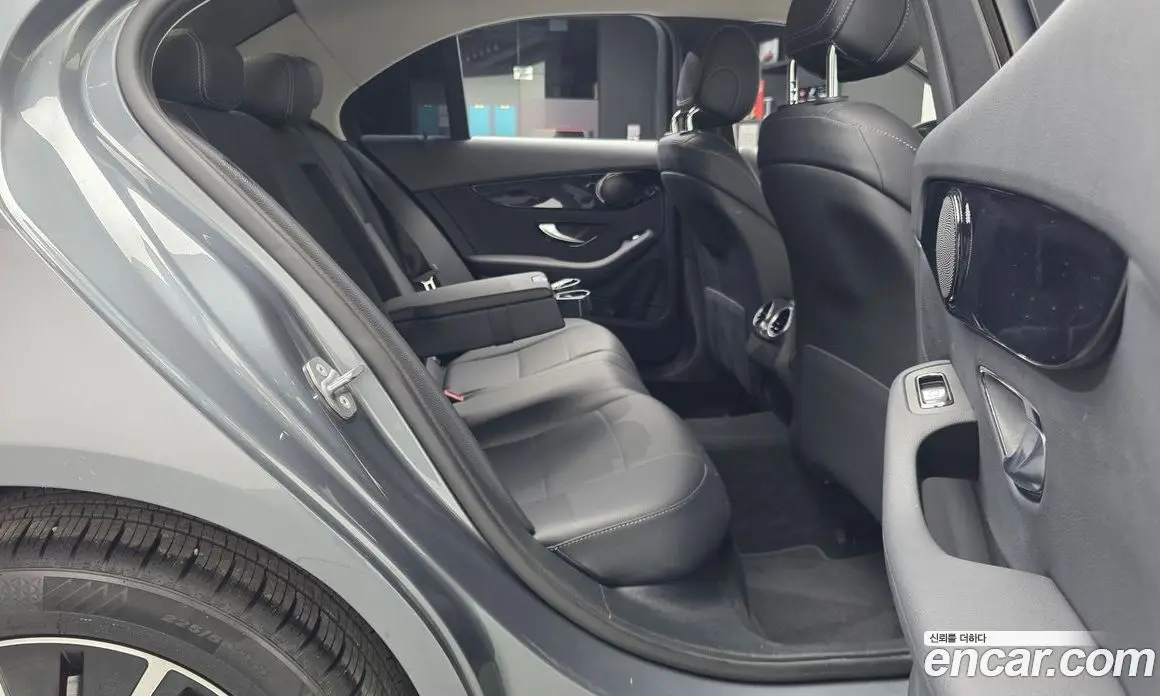 Mercedes-Benz C-Class 2019 2.0 автомат (гидро), фото 17