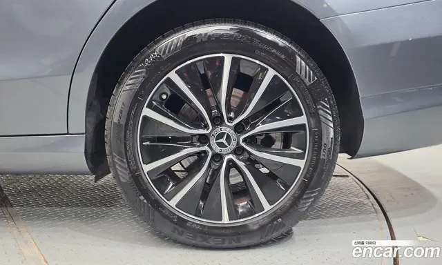 Mercedes-Benz C-Class 2019 2.0 автомат (гидро), миниатюра 6