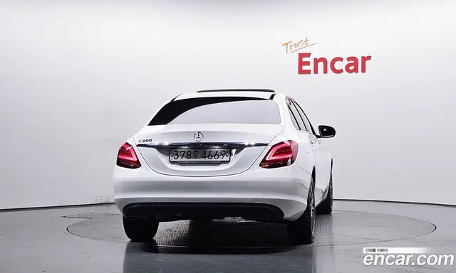 Mercedes-Benz C-Class 2020 2.0 автомат (гидро), миниатюра 3 Mercedes-Benz C-Class 2020 2.0 автомат (гидро), миниатюра 3