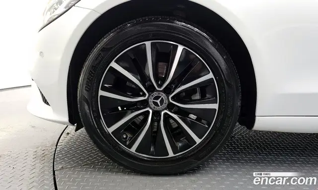 Mercedes-Benz C-Class 2020 2.0 автомат (гидро), миниатюра 4 Mercedes-Benz C-Class 2020 2.0 автомат (гидро), миниатюра 4