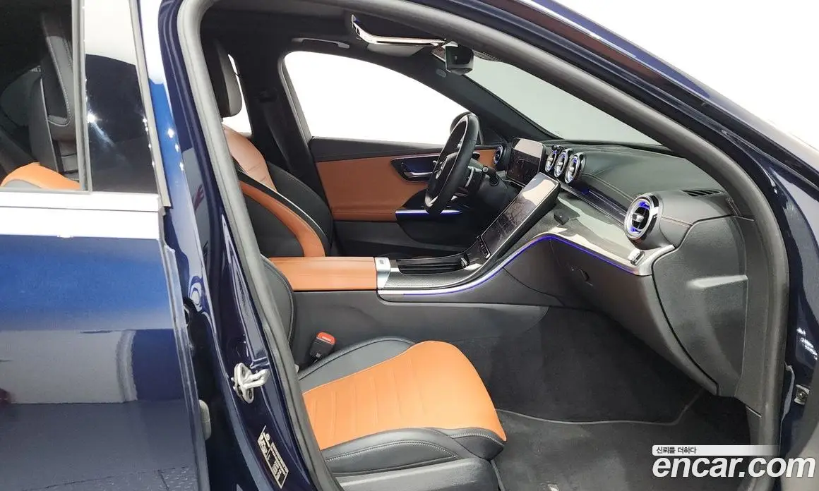 Mercedes-Benz C-Class 2022 2.0 автомат (гидро), фото 16