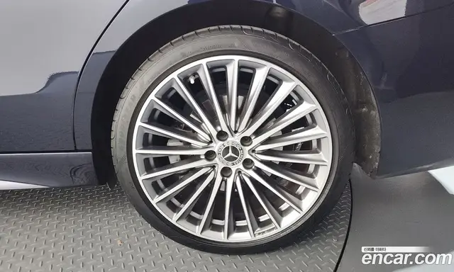 Mercedes-Benz C-Class 2022 2.0 автомат (гидро), миниатюра 7
