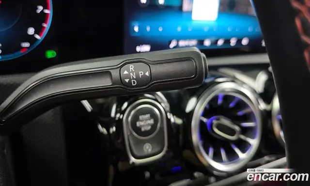 Mercedes-Benz CLA-Class 2023 2.0 автомат (гидро), миниатюра 12