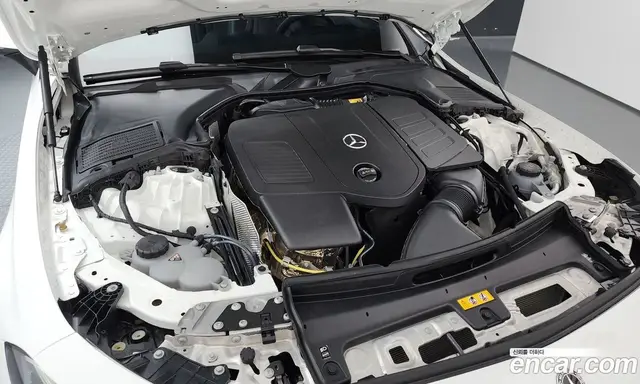 Mercedes-Benz CLE-Class 2024 2.0 автомат (гидро), миниатюра 5