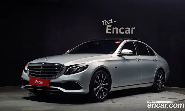 Mercedes-Benz E-Class, 2019, 61 962 км