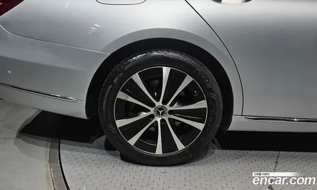 Mercedes-Benz E-Class 2019 2.0 автомат (гидро), миниатюра 5