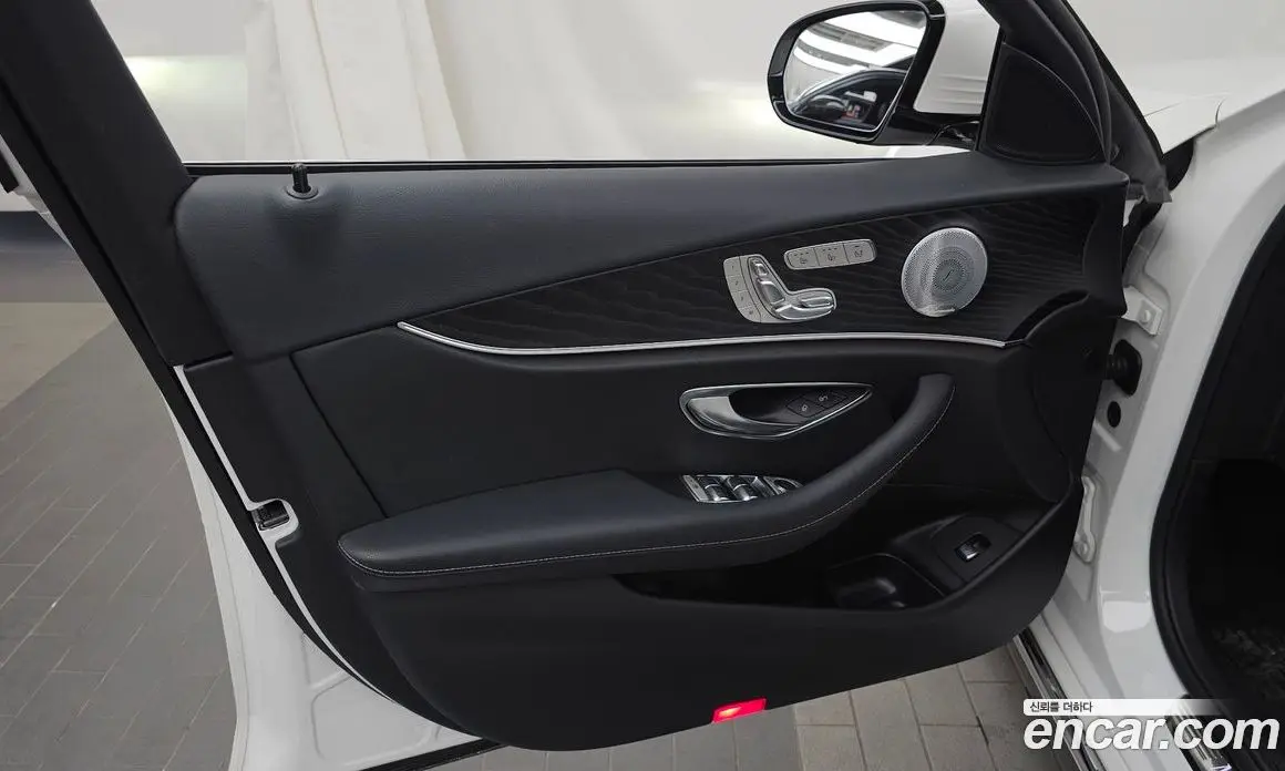 Mercedes-Benz E-Class 2019 2.0 автомат (гидро), фото 14