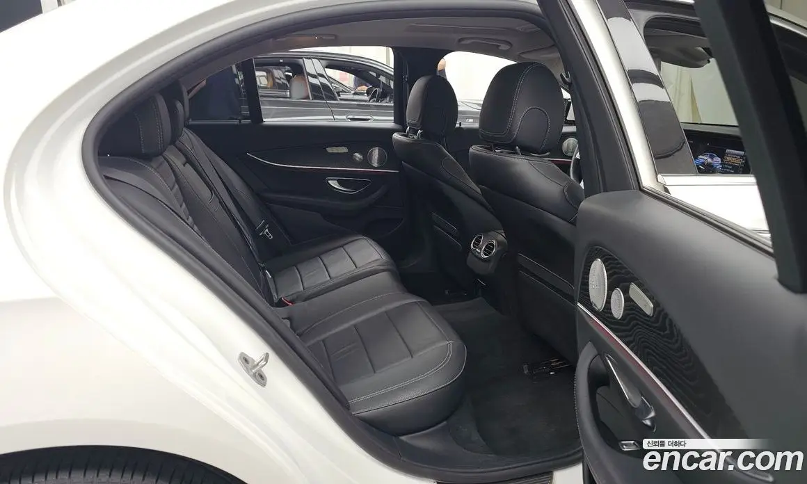 Mercedes-Benz E-Class 2019 2.0 автомат (гидро), фото 18