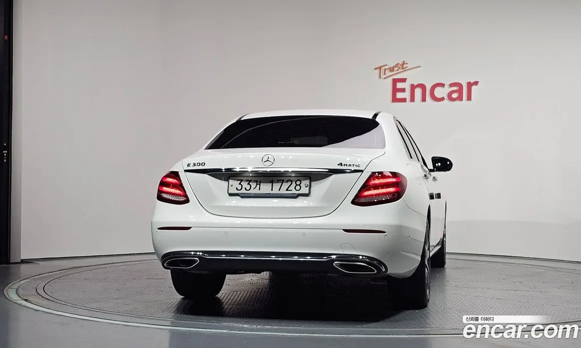Mercedes-Benz E-Class 2019 2.0 автомат (гидро), фото 4