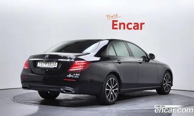 Mercedes-Benz E-Class, 2020, 30 956 км