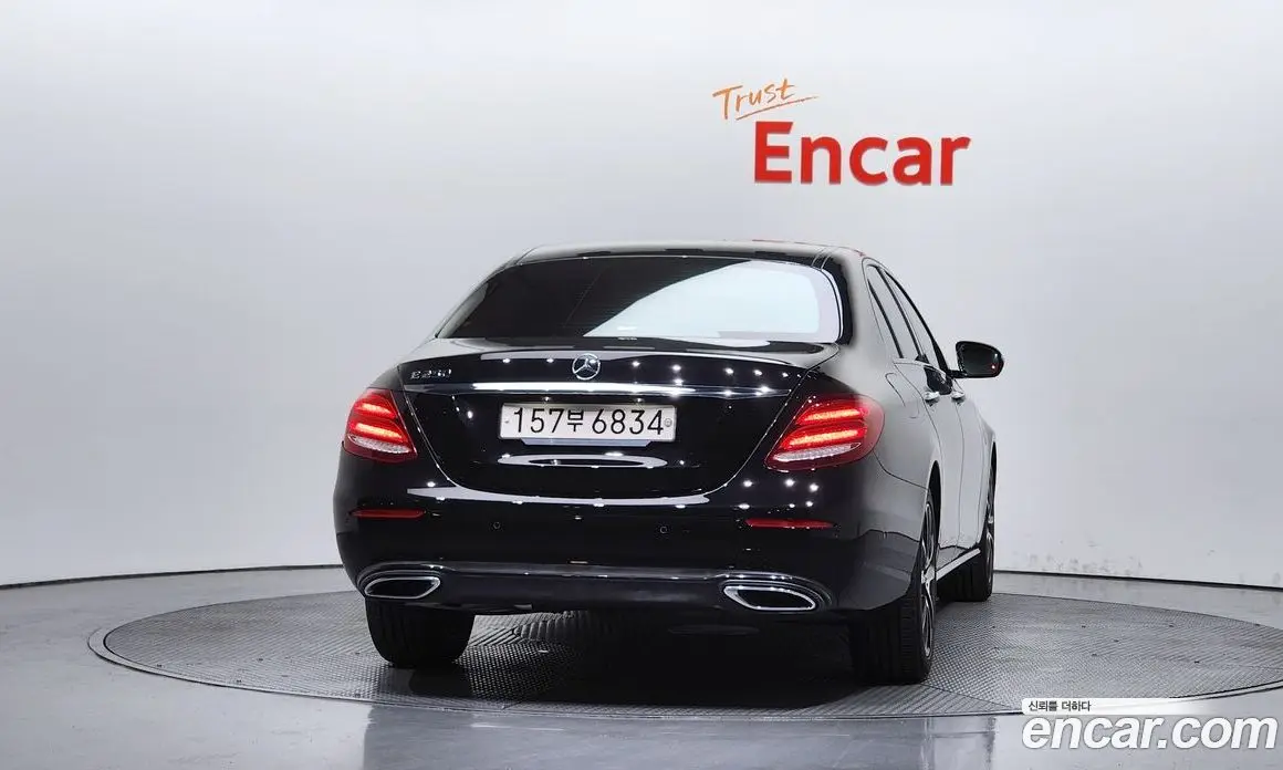 Mercedes-Benz E-Class 2020 2.0 автомат (гидро), фото 3