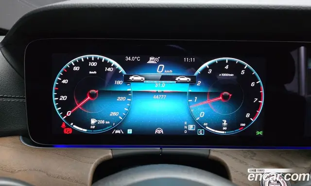Mercedes-Benz E-Class 2022 2.0 автомат (гидро), миниатюра 11