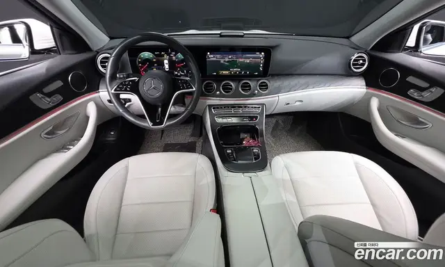 Mercedes-Benz E-Class 2023 2.0 автомат (гидро), миниатюра 10