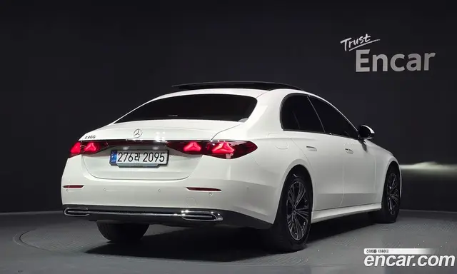 Mercedes-Benz E-Class 2025 2.0 автомат (гидро), миниатюра 2