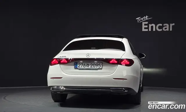 Mercedes-Benz E-Class 2025 2.0 автомат (гидро), миниатюра 4