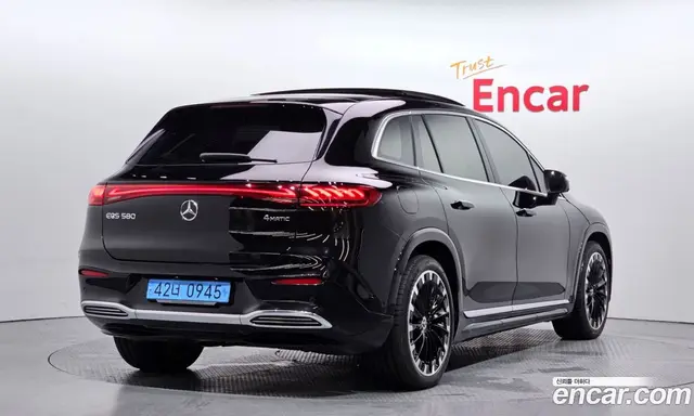 Mercedes-Benz EQS 2023 0.3 автомат (гидро), миниатюра 2