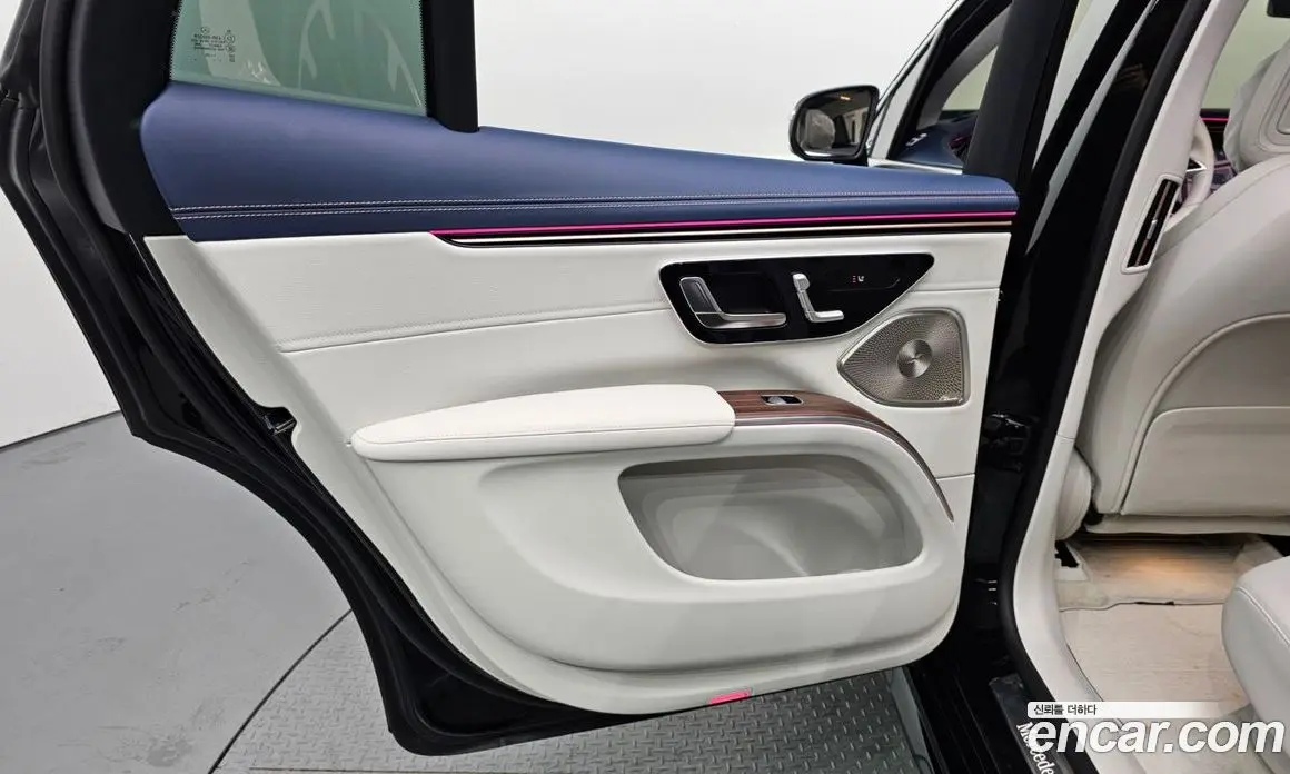 Mercedes-Benz EQS 2023 0.3 автомат (гидро), фото 15