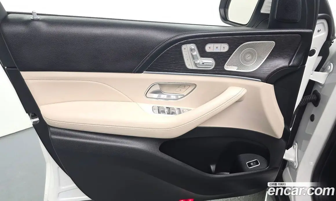 Mercedes-Benz GLS-Class 2025 3.0 автомат (гидро), фото 14