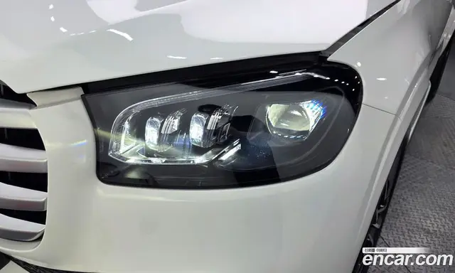 Mercedes-Benz GLS-Class 2025 3.0 автомат (гидро), миниатюра 8