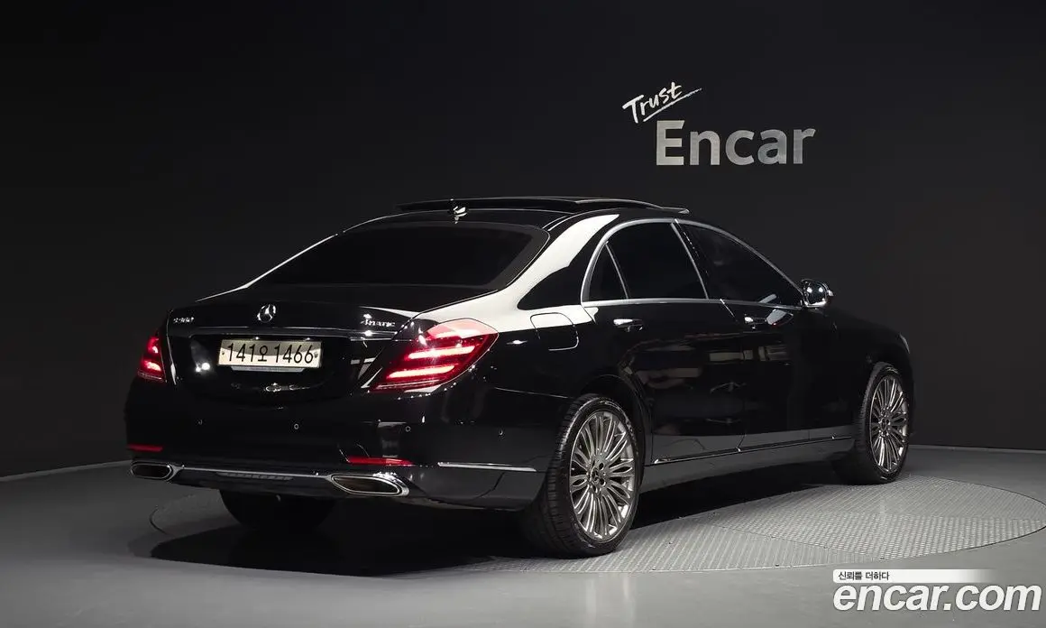 Mercedes-Benz S-Class 2019 4.0 автомат (гидро), фото 2 Mercedes-Benz S-Class 2019 4.0 автомат (гидро), фото 2
