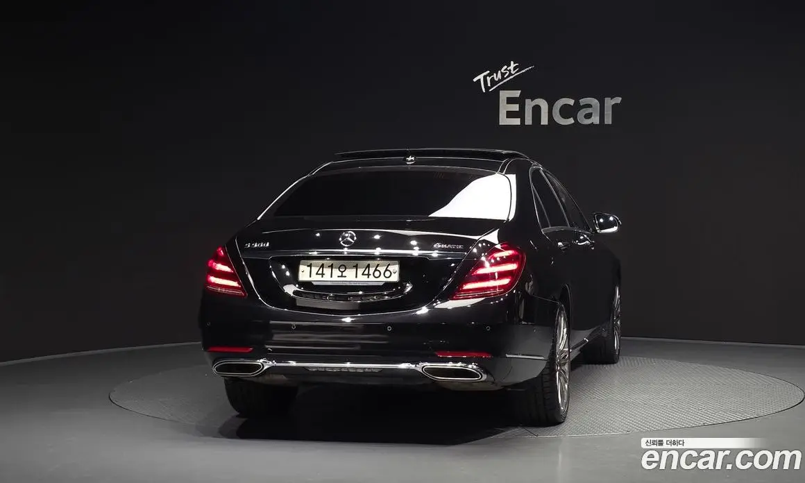 Mercedes-Benz S-Class 2019 4.0 автомат (гидро), фото 4 Mercedes-Benz S-Class 2019 4.0 автомат (гидро), фото 4