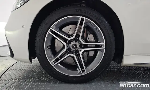 Mercedes-Benz S-Class 2023 2.9 автомат (гидро), миниатюра 4