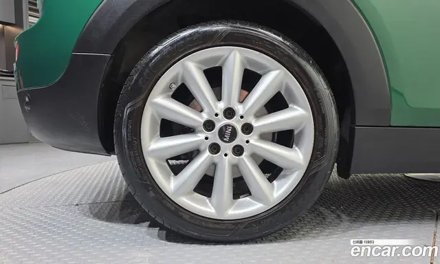 Mini Clubman 2020 2.0 автомат (гидро), миниатюра 5