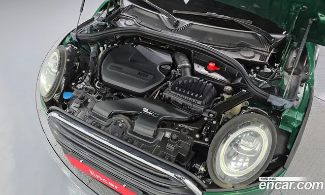 Mini Clubman 2020 2.0 автомат (гидро), миниатюра 6