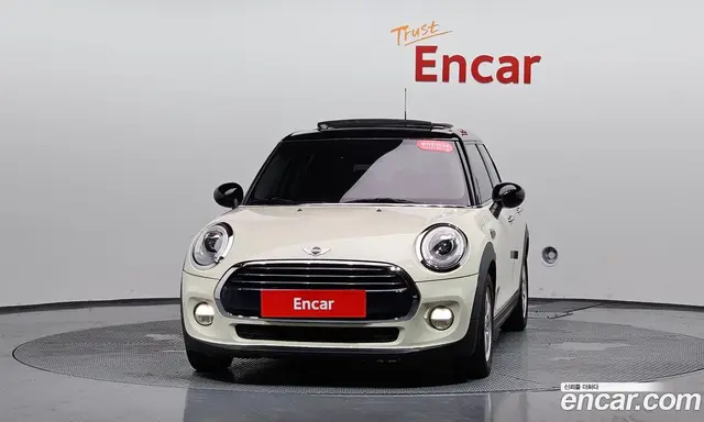 Mini Cooper 2015 1.5 автомат (гидро), миниатюра 2