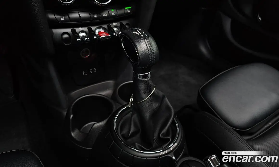 Mini Cooper 2015 1.5 автомат (гидро), фото 11