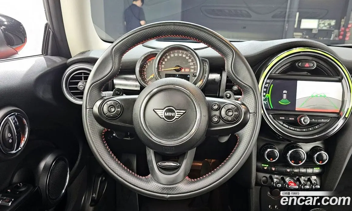 Mini Cooper 2020 2.0 автомат (гидро), фото 19 Mini Cooper 2020 2.0 автомат (гидро), фото 19